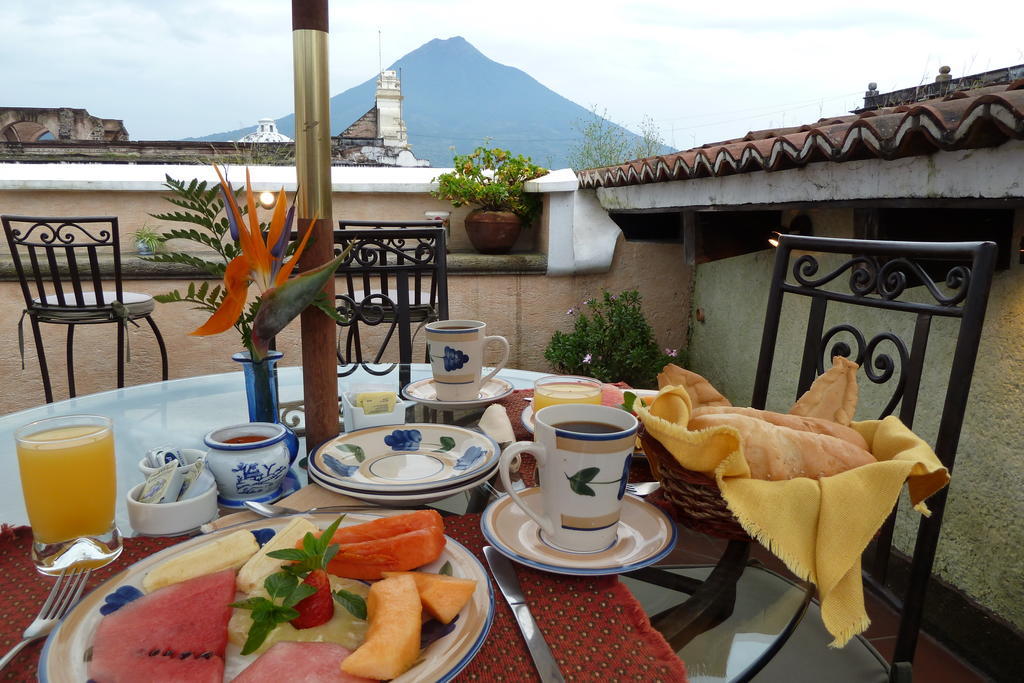 D'Leyenda Hotel Antigua Екстериор снимка