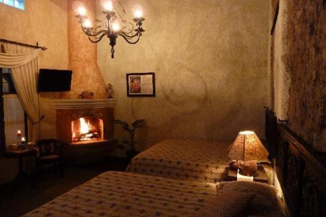 D'Leyenda Hotel Antigua Екстериор снимка