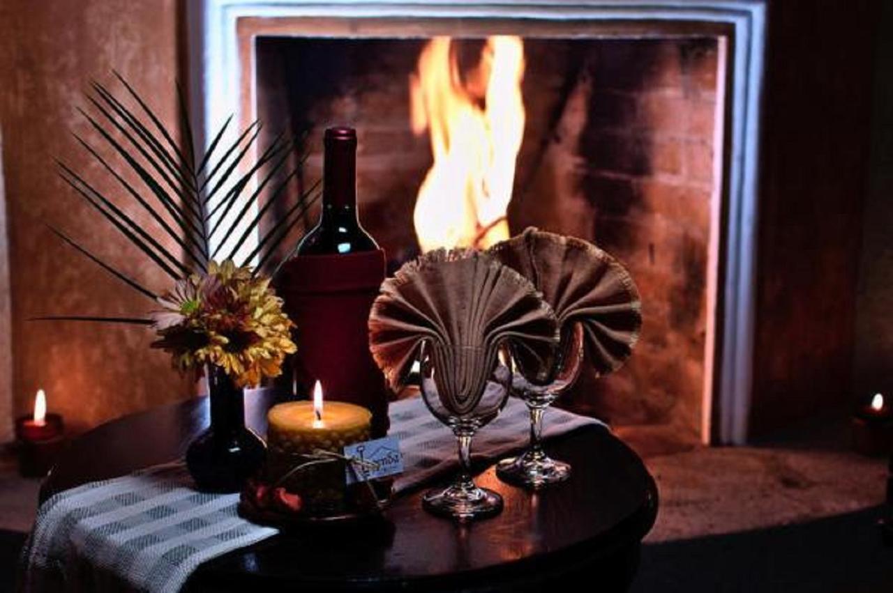 D'Leyenda Hotel Antigua Екстериор снимка