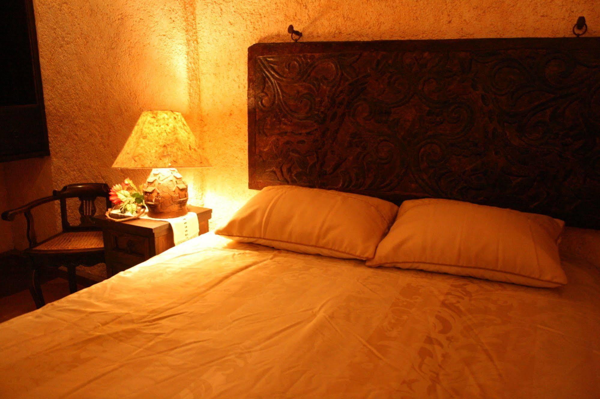 D'Leyenda Hotel Antigua Екстериор снимка