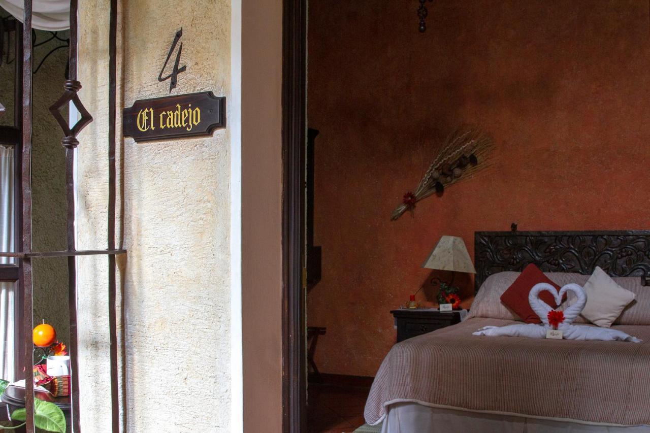 D'Leyenda Hotel Antigua Екстериор снимка