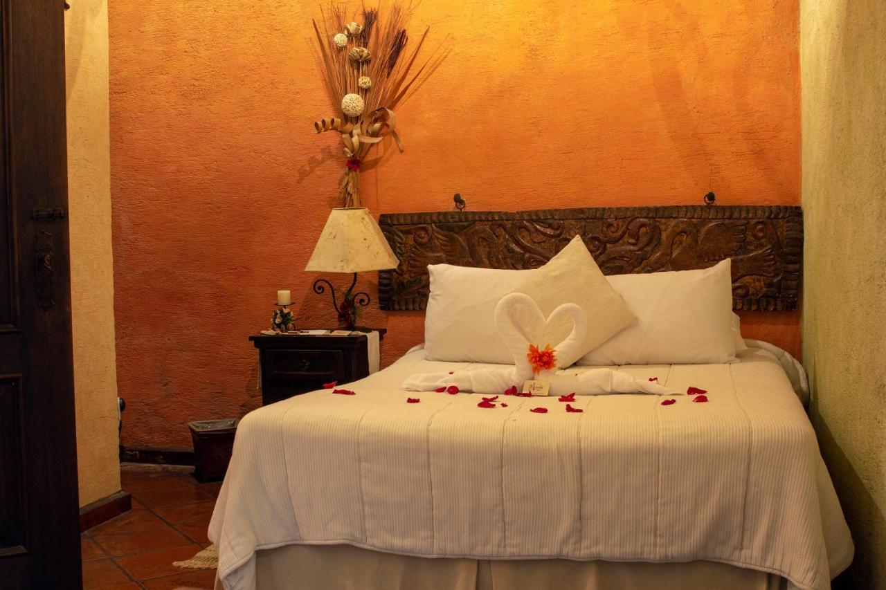 D'Leyenda Hotel Antigua Екстериор снимка