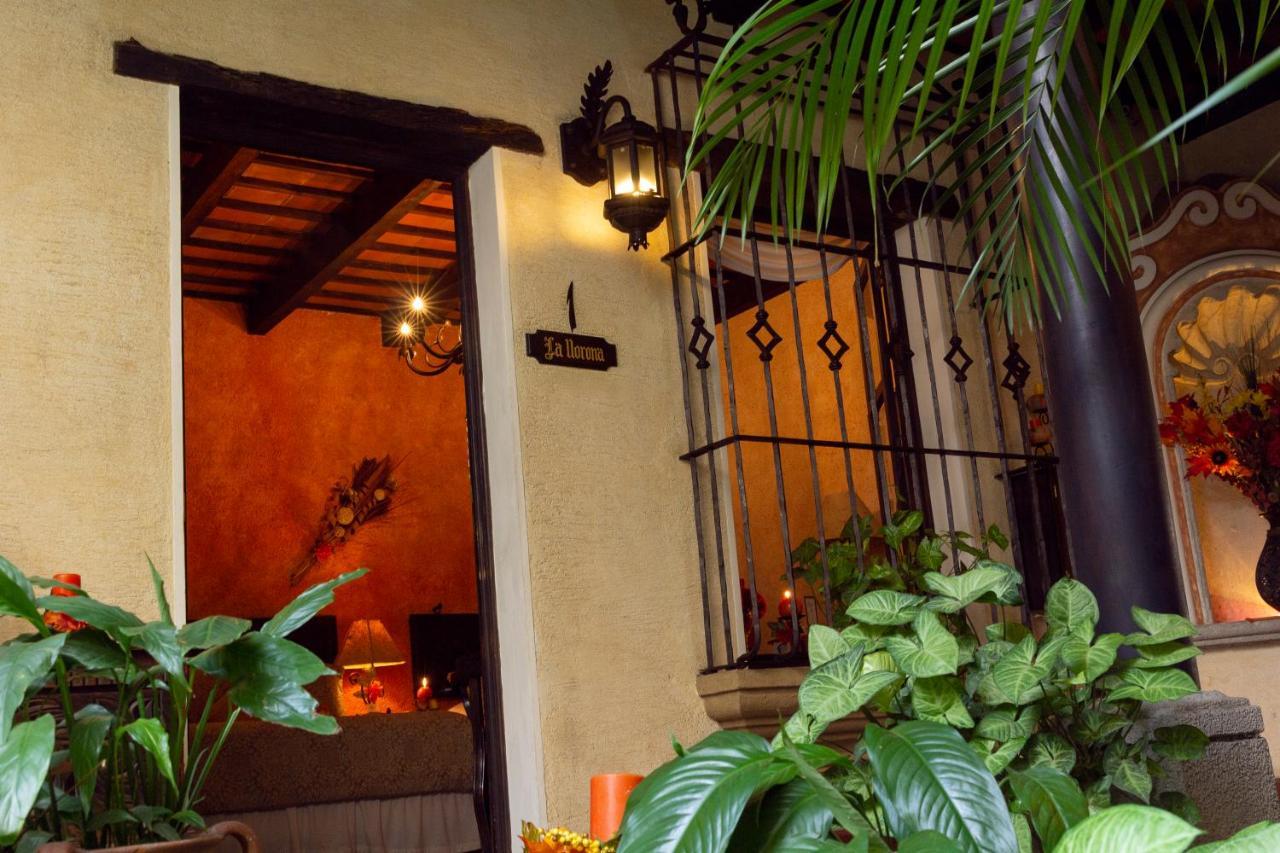 D'Leyenda Hotel Antigua Екстериор снимка